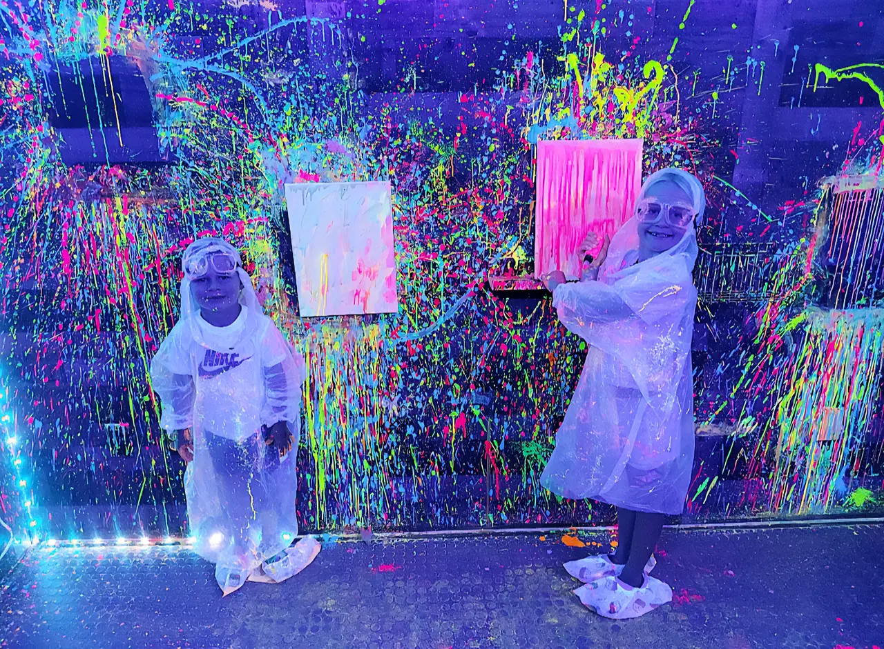 Splatter Paint Room