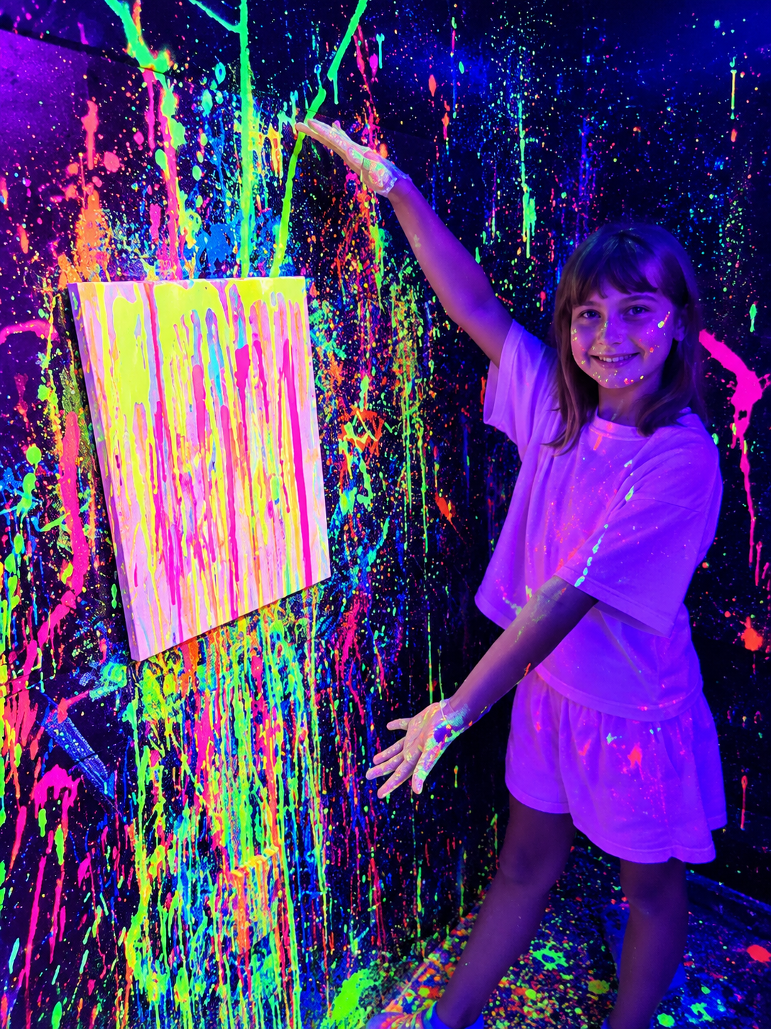 Splatter Paint Room session at InDreams Art Experience