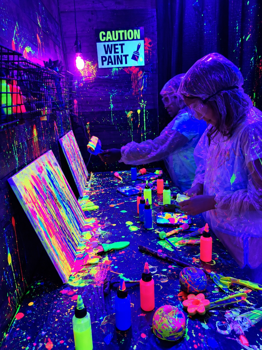 Splatter Paint Room session at InDreams Art Experience